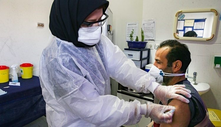 iran vaccination plus de dix huit ans